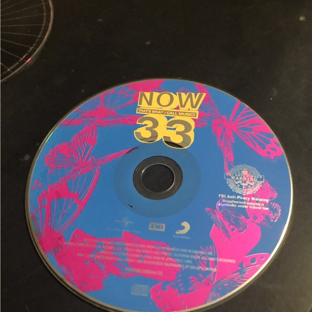 33 CD - Blue and Pink